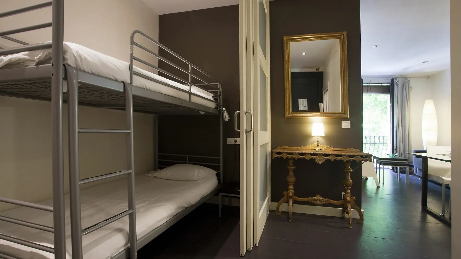 Espai Barcelona Rocafort Apartments