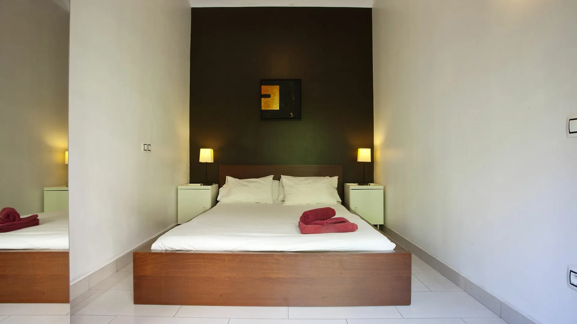 Espai Barcelona Rocafort Apartments