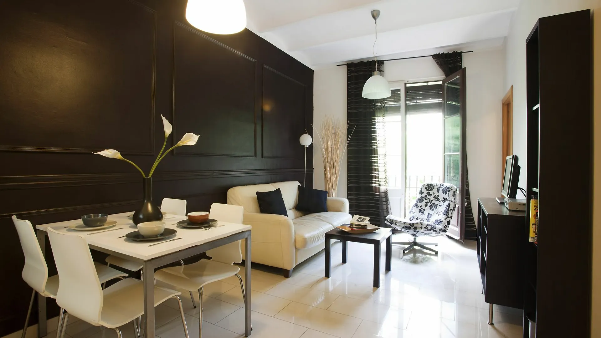 Espai Barcelona Rocafort Apartments