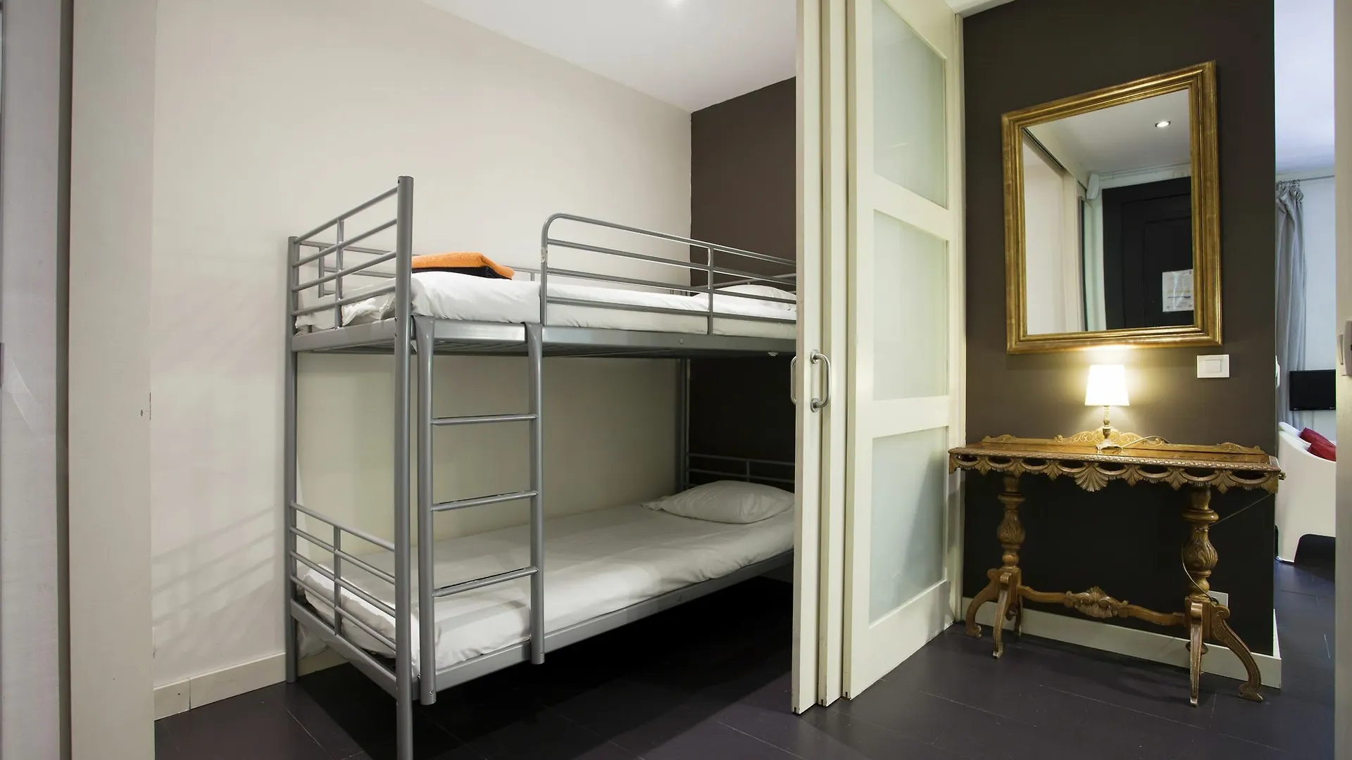 Espai Barcelona Rocafort Apartments