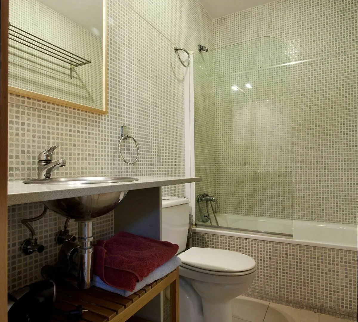 Espai Barcelona Rocafort Apartments Spain
